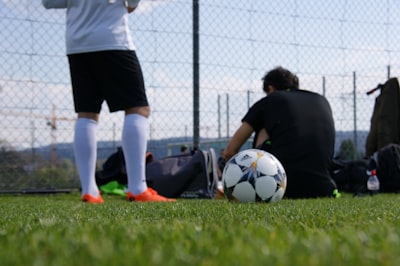 انتقادات واسعة لفوز رونالدو بجائزة لاعب الشهر في الدوري الإنجليزي
